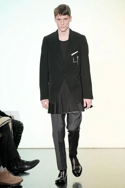 Look 22